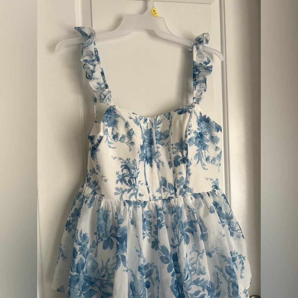 Blue Floral Tiered Maxi Dress - Picture 4 of 12
